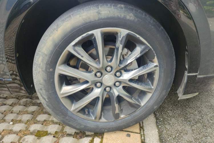 Used Buick Enclave 2020 28T Four-Wheel Drive Prestige Version Right Front Wheel Hub