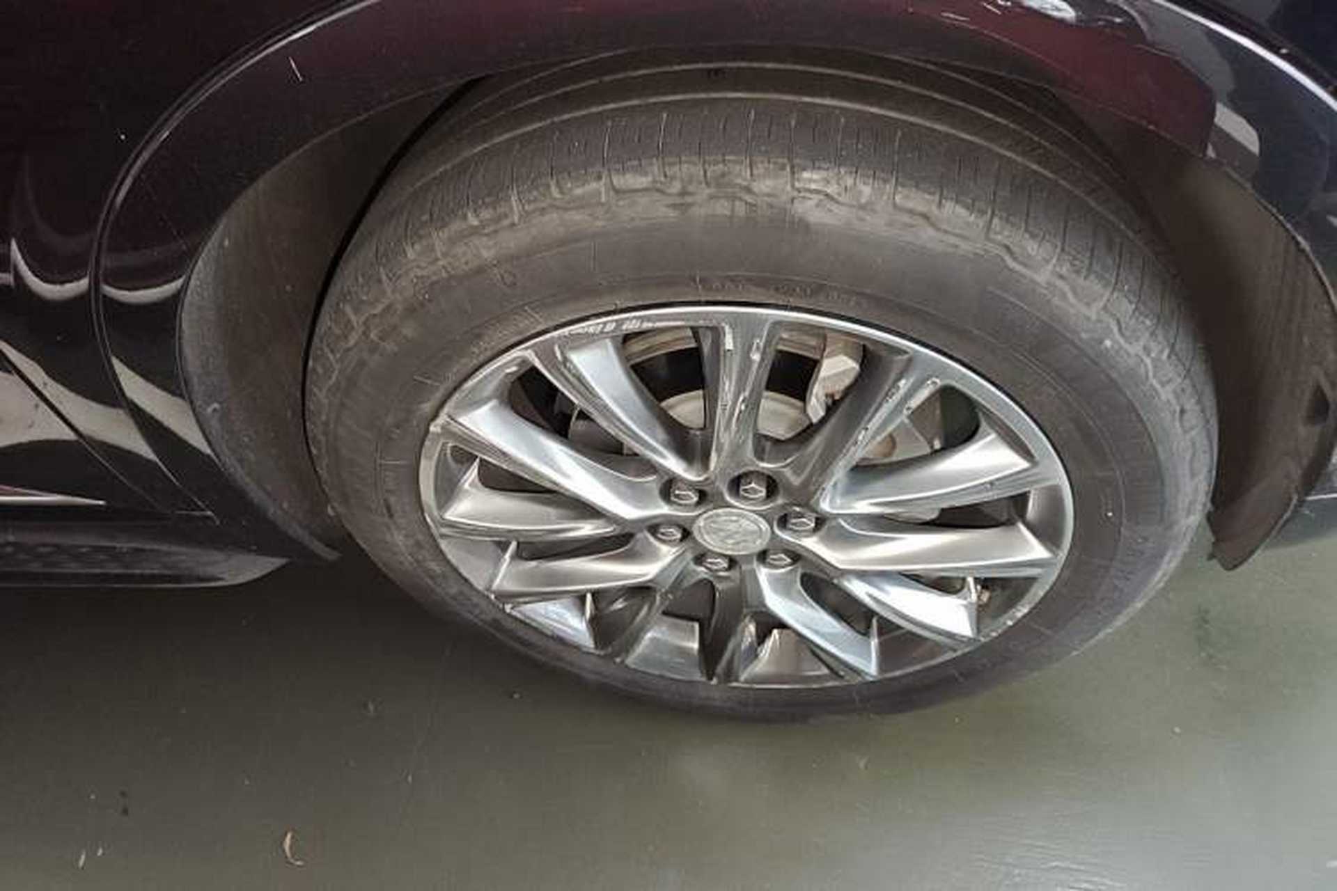 Used Buick Enclave 2020 28T Two-Wheel Drive Prestige Version Right Front Wheel Hub