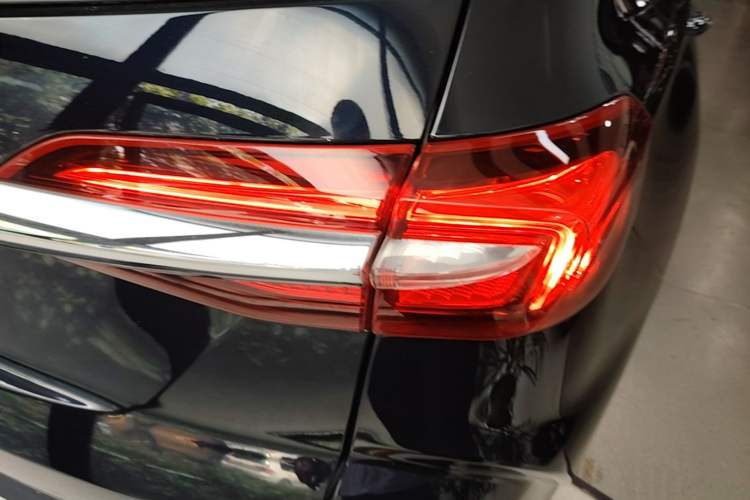 Used Buick Enclave 2020 28T Two-Wheel Drive Luxury Version Right Rear Taillight