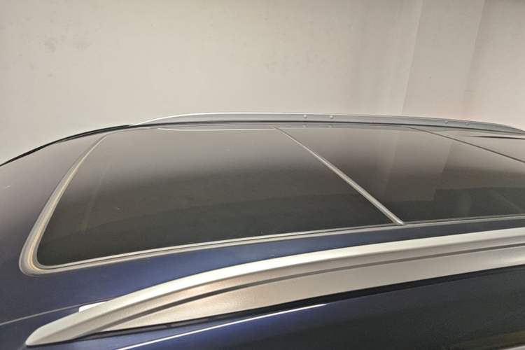 Used Buick Enclave 2020 28T Two-Wheel Drive Prestige Version Roof