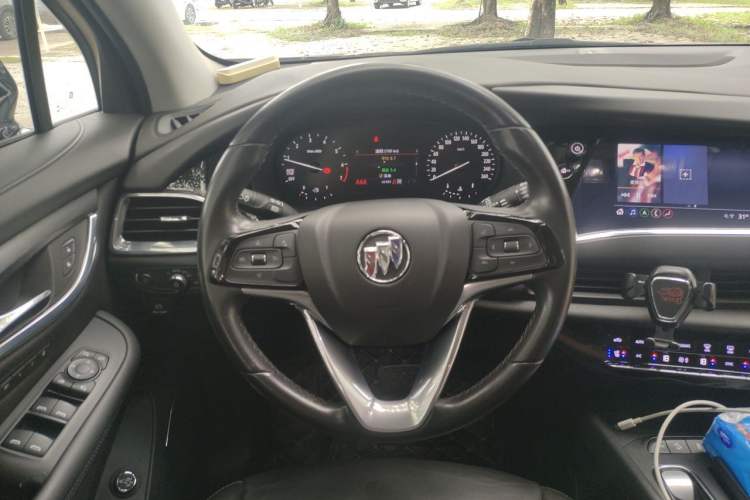 Used Buick Enclave 2020 28T Four-Wheel Drive Prestige Version Steering Wheel