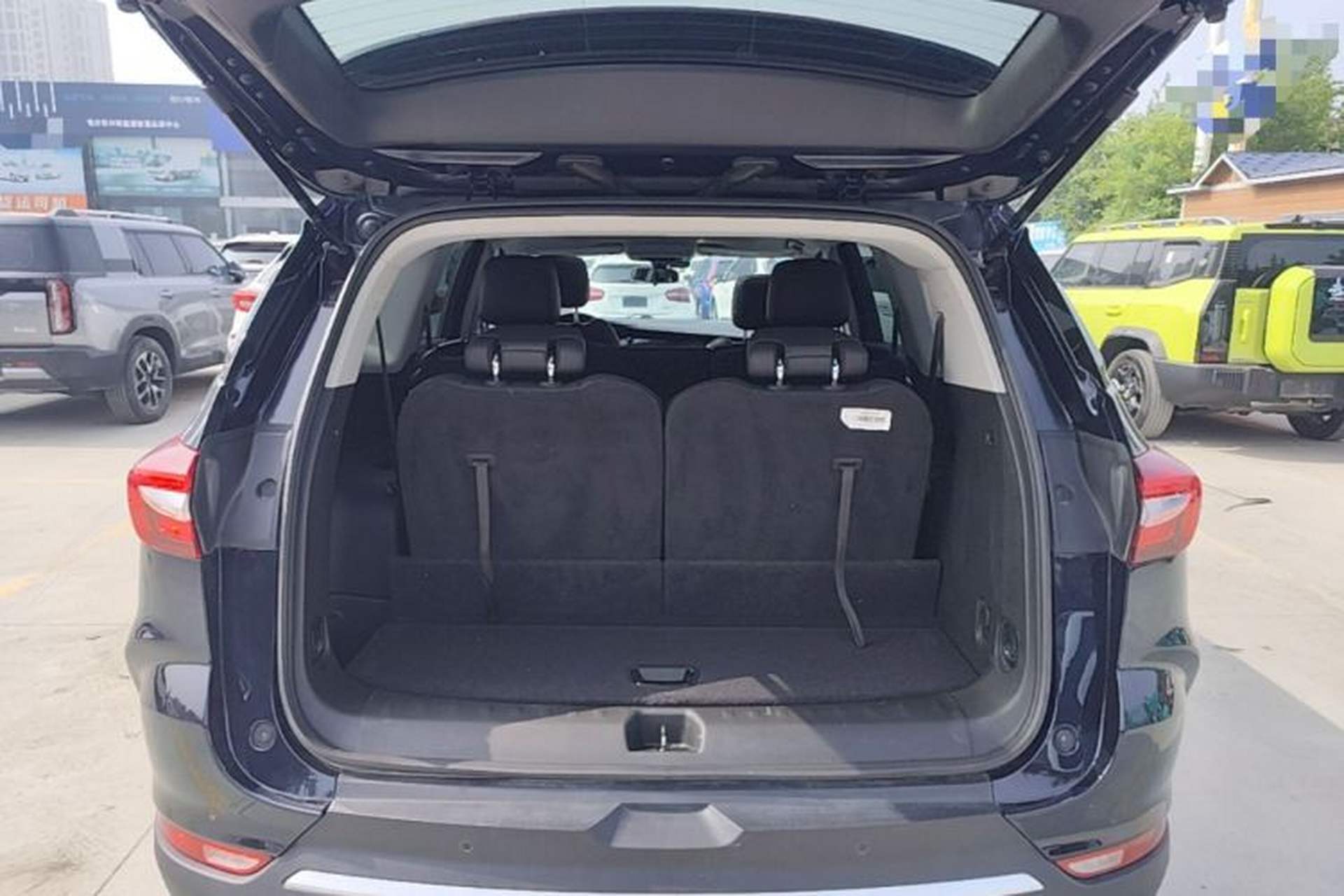 Used Buick Enclave 2020 28T Two-Wheel Drive Zhanqi Version Trunk