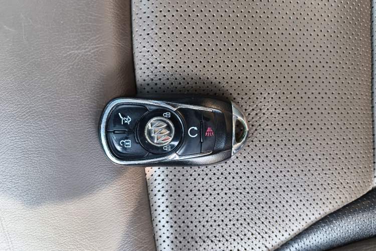 Used Buick Enclave 2020 28T Four-Wheel Drive Luxury Flagship Edition Vehicle Key