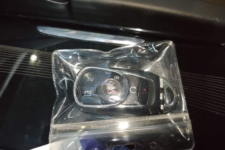 Used Buick Enclave 2020 28T Four-Wheel Drive Luxury Flagship Edition Vehicle Key