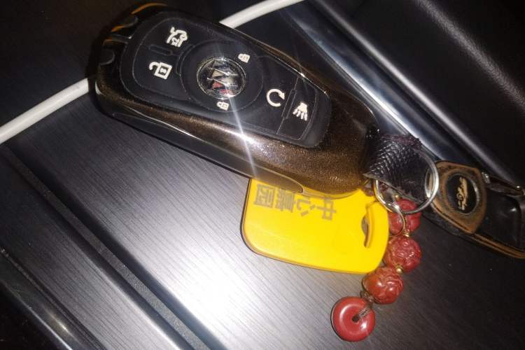 Used Buick Enclave 2020 28T Four-Wheel Drive Prestige Version Vehicle Key