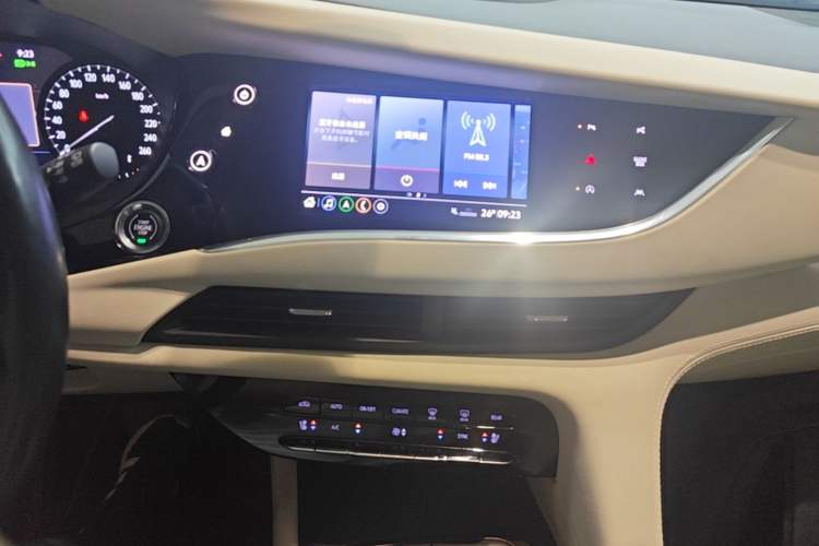 Used Buick Enclave 2020 28T All-Wheel Drive Avenir Audio And AC Panel