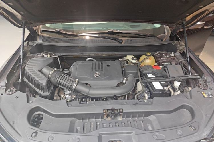 Used Buick Enclave 2020 28T All-Wheel Drive Avenir Engine Bay
