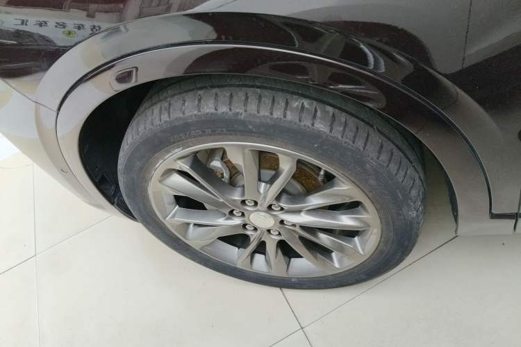 Used Buick Enclave 2020 28T All-Wheel Drive Avenir Exterior 7