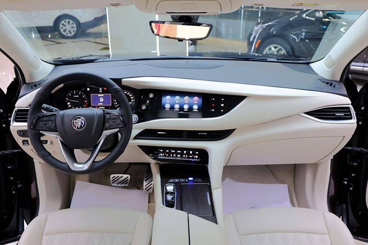 Used Buick Enclave 2020 28T All-Wheel Drive Avenir Interior 2