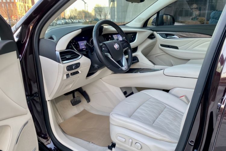 Used Buick Enclave 2020 28T All-Wheel Drive Avenir Interior 4