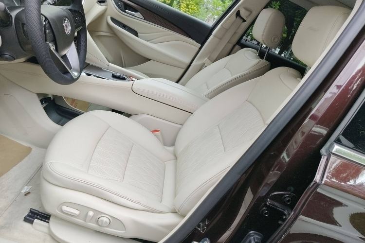 Used Buick Enclave 2020 28T All-Wheel Drive Avenir Left Front Seat