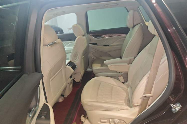 Used Buick Enclave 2020 28T All-Wheel Drive Avenir Left Rear Seat