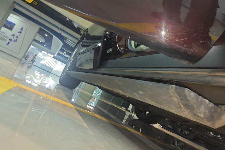 Used Buick Enclave 2020 28T All-Wheel Drive Avenir Right Side Sill