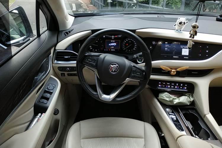 Used Buick Enclave 2020 28T All-Wheel Drive Avenir Steering Wheel