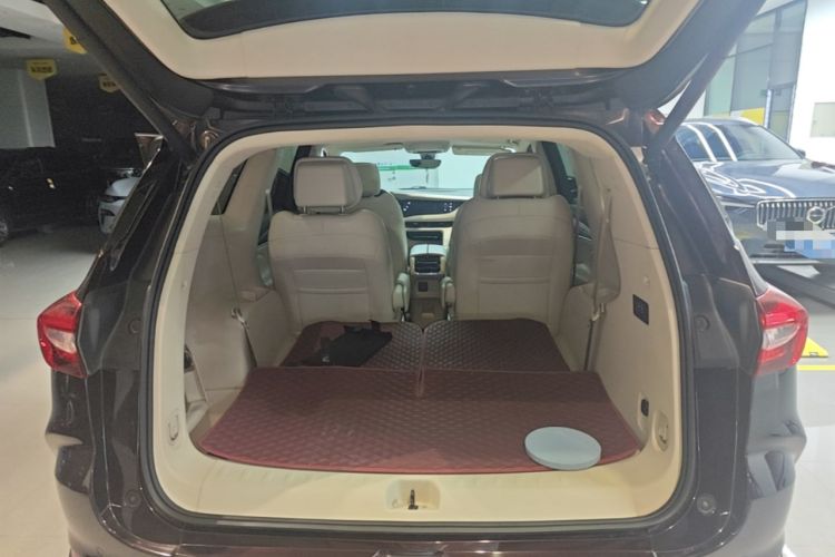 Used Buick Enclave 2020 28T All-Wheel Drive Avenir Trunk