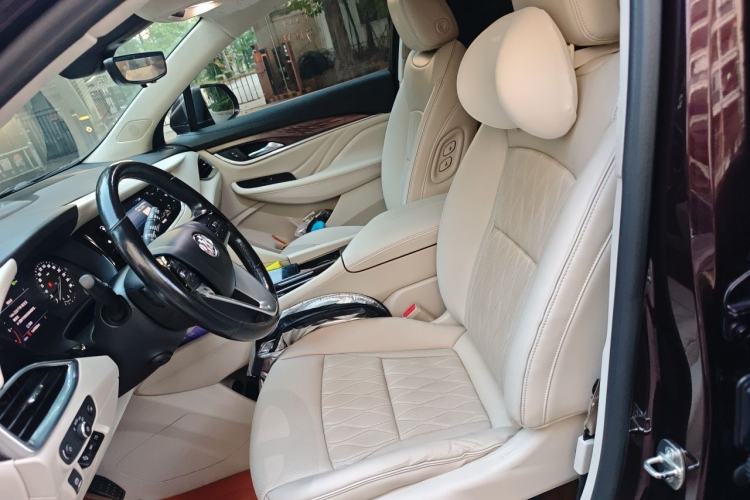 Used Buick Enclave 2020 28T All-Wheel Drive Avenir Left Front Seat