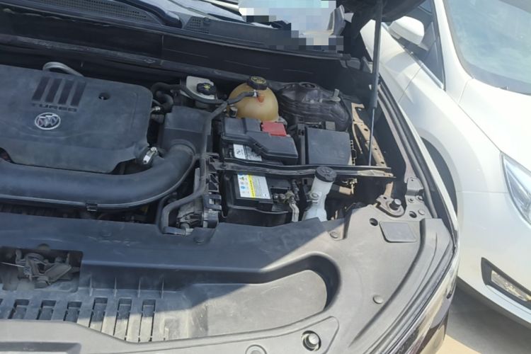 Used Buick Enclave 2020 28T All-Wheel Drive Avenir Engine Bay Left