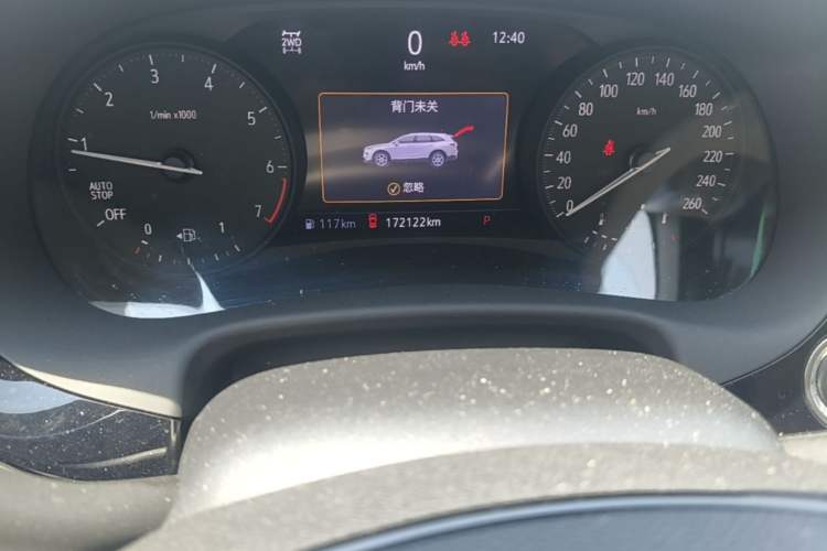 Used Buick Enclave 2020 28T All-Wheel Drive Avenir Odometer Close Up