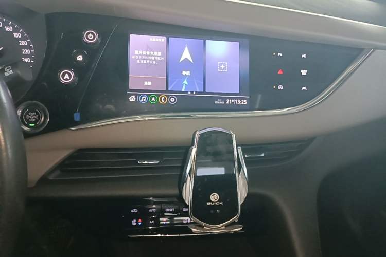 Used Buick Enclave 2020 28T Four-Wheel Drive Luxury Flagship Edition Audio And AC Panel