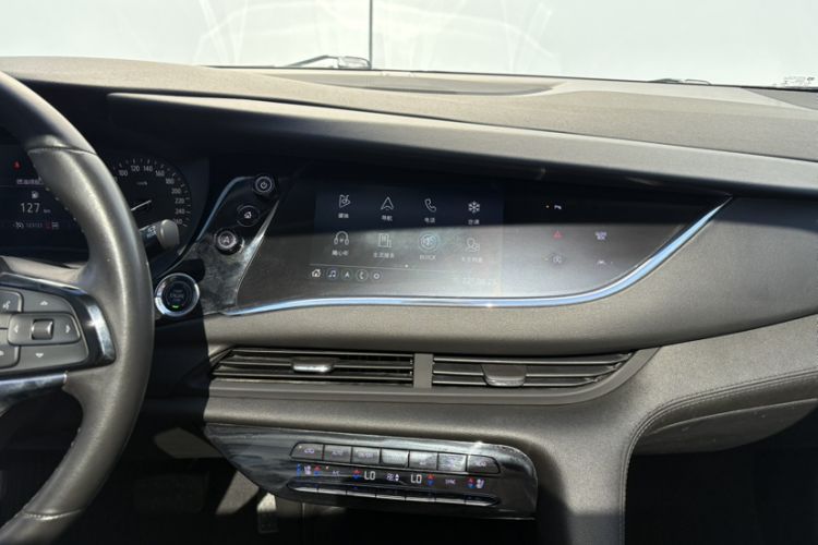 Used Buick Enclave 2020 28T Four-Wheel Drive Prestige Version Audio And AC Panel