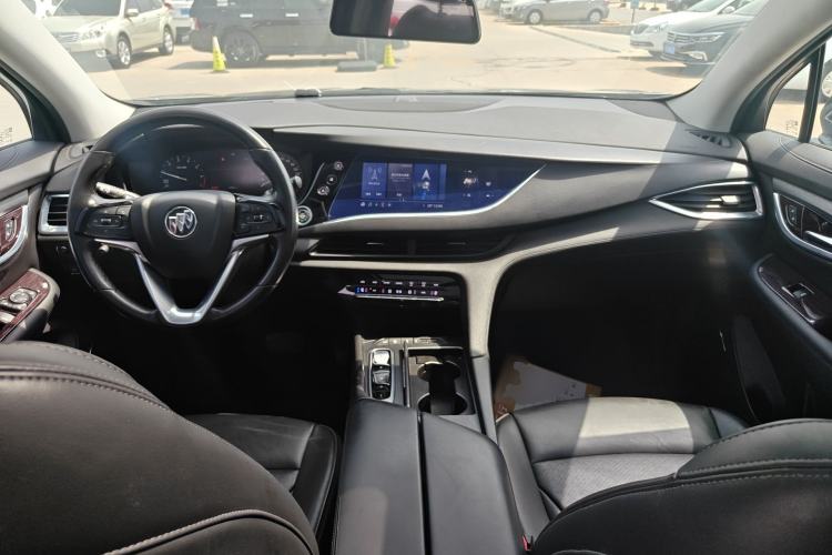 Used Buick Enclave 2020 28T Two-Wheel Drive Prestige Version Center Console
