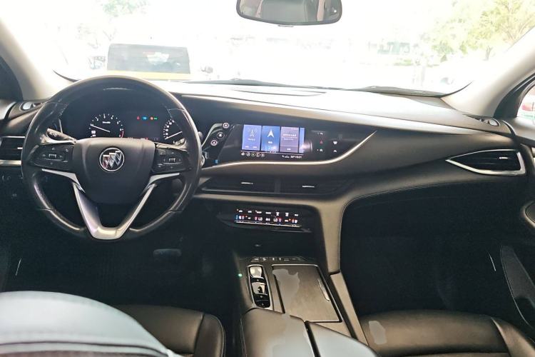 Used Buick Enclave 2020 28T Two-Wheel Drive Prestige Version Center Console