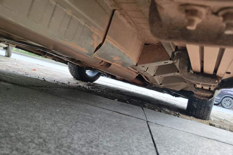 Used Buick Enclave 2020 28T Four-Wheel Drive Prestige Version Chassis Front Right