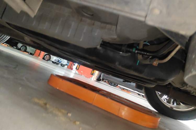 Used Buick Enclave 2020 28T Four-Wheel Drive Luxury Flagship Edition Chassis Rear Left