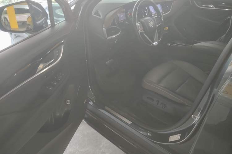 Used Buick Enclave 2020 28T Four-Wheel Drive Flagship Version Driver Seat