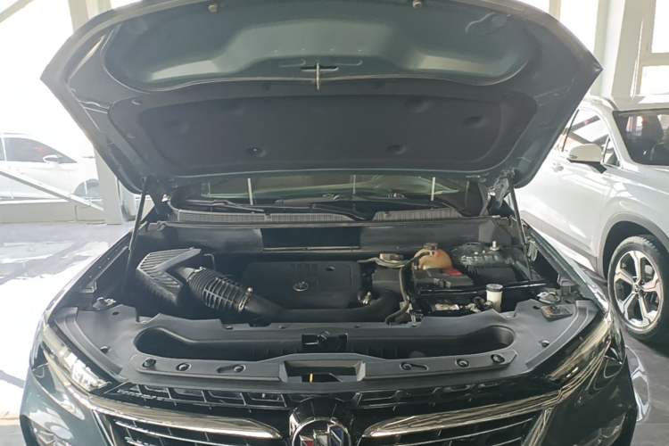 Used Buick Enclave 2020 28T Four-Wheel Drive Luxury Flagship Edition Engine Bay