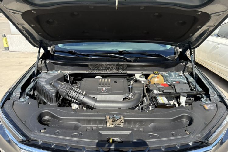 Used Buick Enclave 2020 28T Four-Wheel Drive Prestige Version Engine Bay