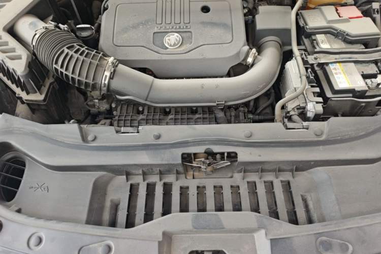 Used Buick Enclave 2020 28T Four-Wheel Drive Prestige Version Engine Bay