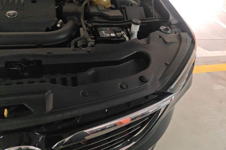 Used Buick Enclave 2020 28T Four-Wheel Drive Luxury Flagship Edition Engine Bay Left