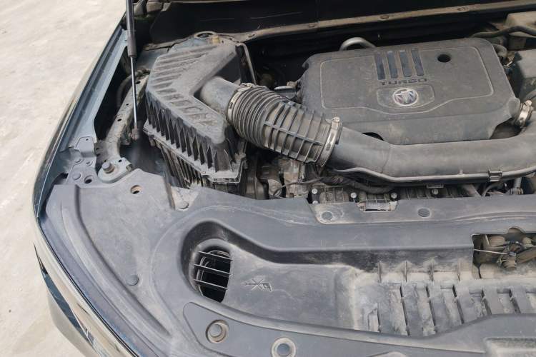 Used Buick Enclave 2020 28T Two-Wheel Drive Zhanqi Version Engine Bay Right