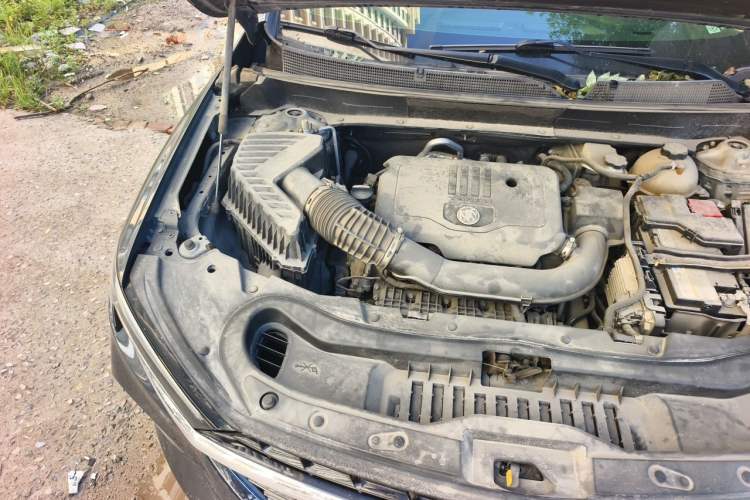 Used Buick Enclave 2020 28T Two-Wheel Drive Prestige Version Engine Bay Right