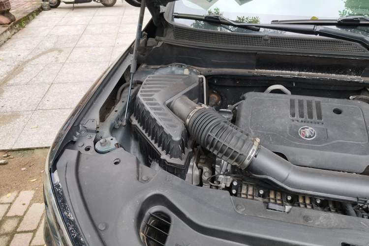 Used Buick Enclave 2020 28T Four-Wheel Drive Prestige Version Engine Bay Right