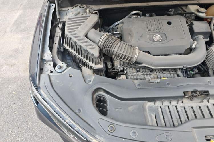 Used Buick Enclave 2020 28T Four-Wheel Drive Prestige Version Engine Bay Right