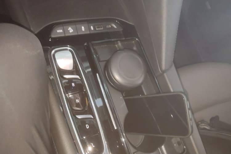 Used Buick Enclave 2020 28T Four-Wheel Drive Flagship Version Gear Lever