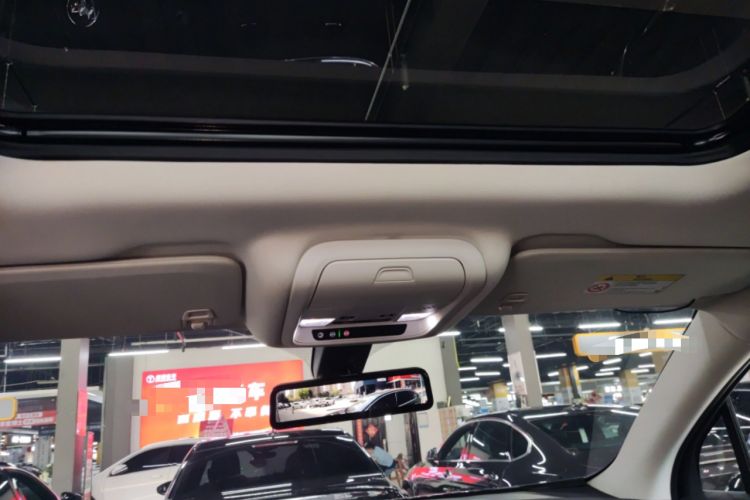 Used Buick Enclave 2020 28T Two-Wheel Drive Luxury Version Headliner