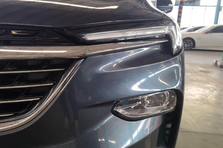 Used Buick Enclave 2020 28T Four-Wheel Drive Prestige Version Left Front Headlight