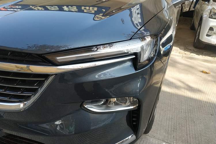 Used Buick Enclave 2020 28T Four-Wheel Drive Prestige Version Left Front Headlight