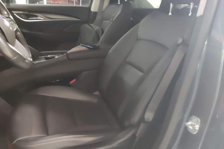 Used Buick Enclave 2020 28T Two-Wheel Drive Luxury Version Left Front Seat
