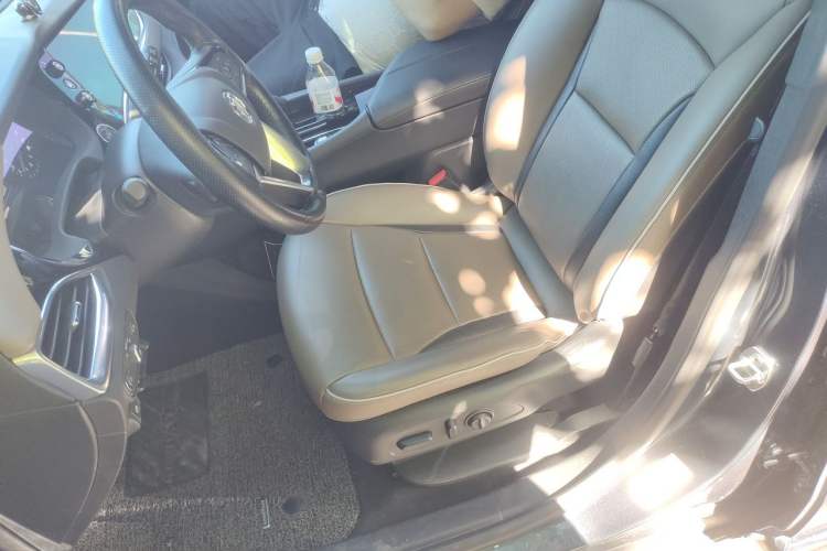Used Buick Enclave 2020 28T Four-Wheel Drive Luxury Flagship Edition Left Front Seat
