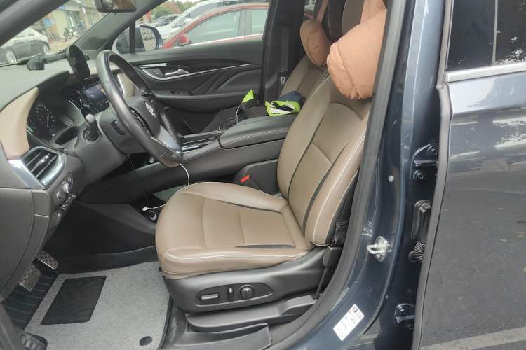 Used Buick Enclave 2020 28T Four-Wheel Drive Luxury Flagship Edition Left Front Seat