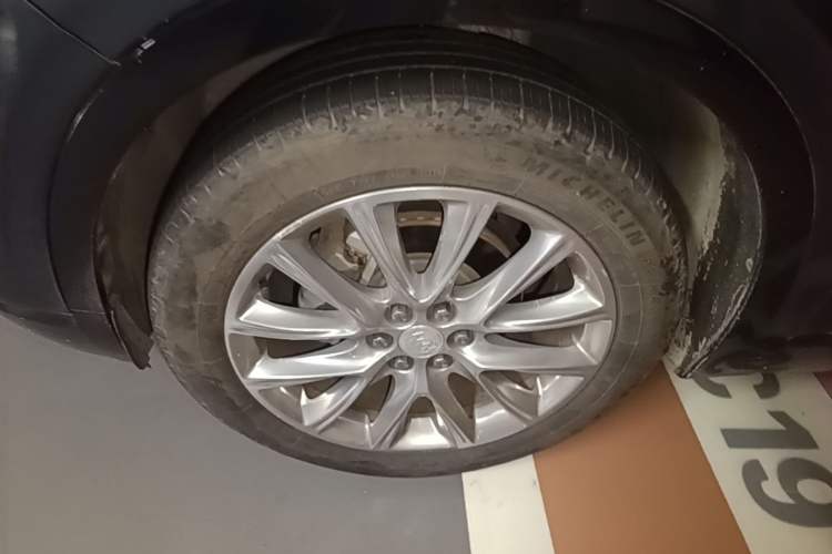 Used Buick Enclave 2020 28T Four-Wheel Drive Flagship Version Left Front Wheel Hub