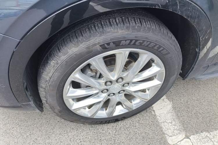 Used Buick Enclave 2020 28T Four-Wheel Drive Luxury Flagship Edition Left Front Wheel Hub