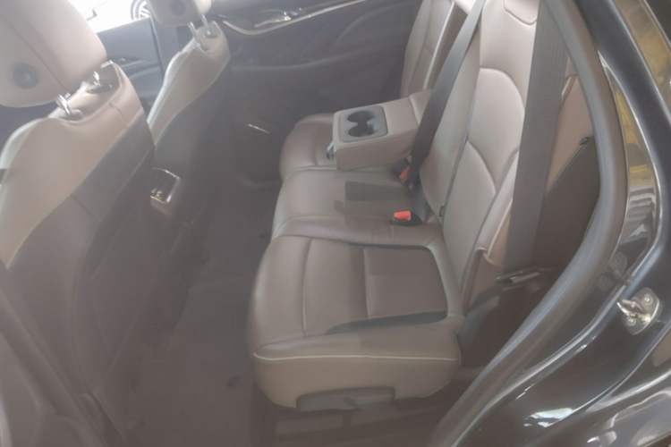 Used Buick Enclave 2020 28T Four-Wheel Drive Flagship Version Left Rear Seat