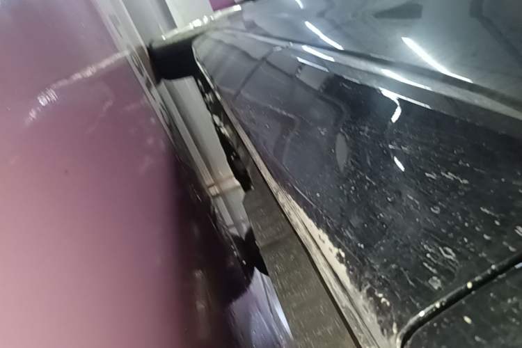 Used Buick Enclave 2020 28T Four-Wheel Drive Flagship Version Left Side Sill