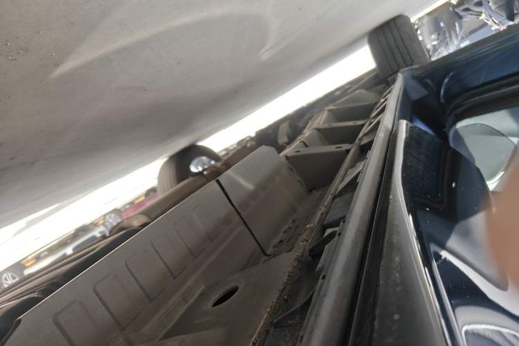 Used Buick Enclave 2020 28T Two-Wheel Drive Prestige Version Left Side Sill