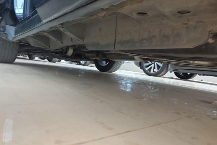 Used Buick Enclave 2020 28T Four-Wheel Drive Prestige Version Left Side Sill